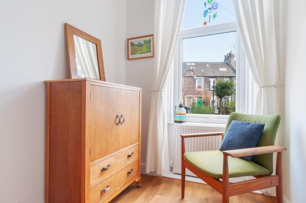 Cozy With Character Vibrant Cottage Style Flat At Leith Links Park Edimburgo Exterior foto